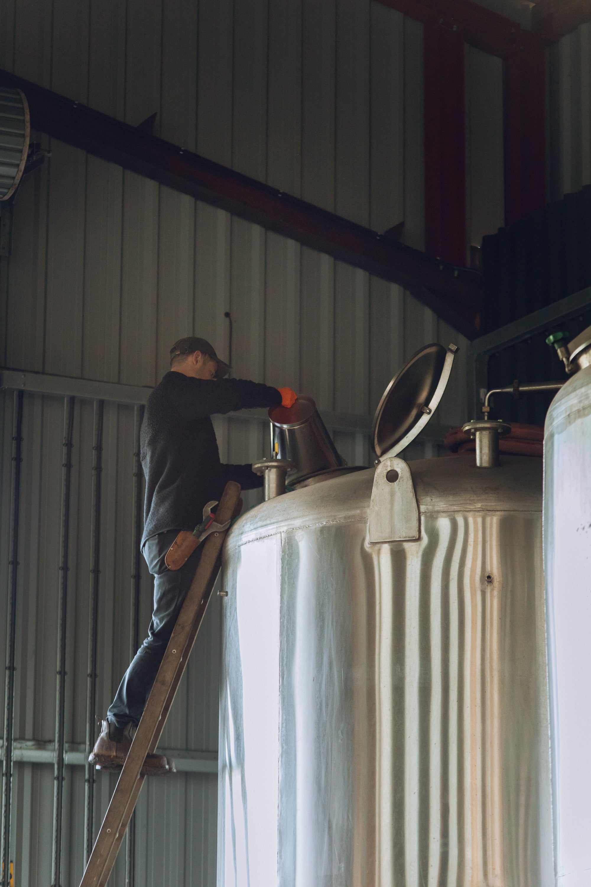 We use a mixture of wild fermentation and specialist yeast to create a clean fermentation with character that brings the best flavour out of the fruit